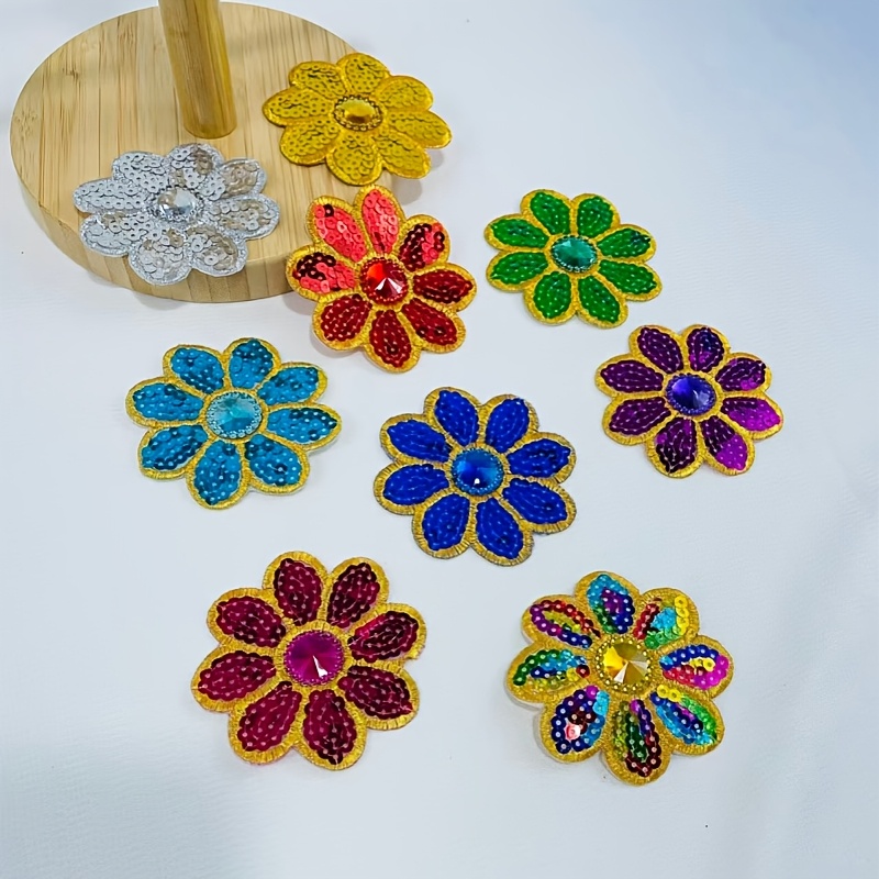 Applique Patch Flower - แพทช์ปักลายดอกไม้ประดับเลื่อมและลูกปัด 10 ชิ้น สำหรับรีดติดซ่อมแซมเสื้อผ้า