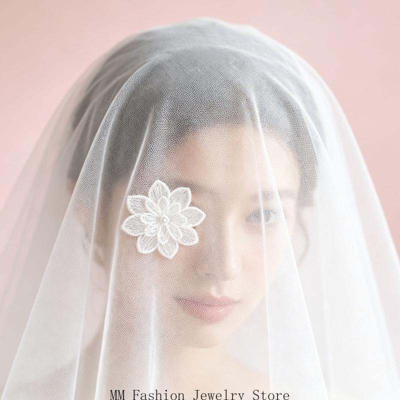 20แพ็คตกแต่งดอกไม้สีขาวเย็บปัก - Applique Patch Flower บทวิจารณ์และราคา
