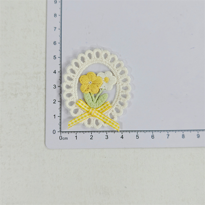 แพทช์ปักลายดอกไม้รูปโบว์วงรีขอ - Applique Patch Flower บทวิจารณ์และราคา