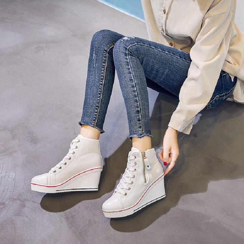 รองเท้าผ้าใบหุ้มข้อสูงแบบมีซิป - Guipure Lace Panel บทวิจารณ์และราคา