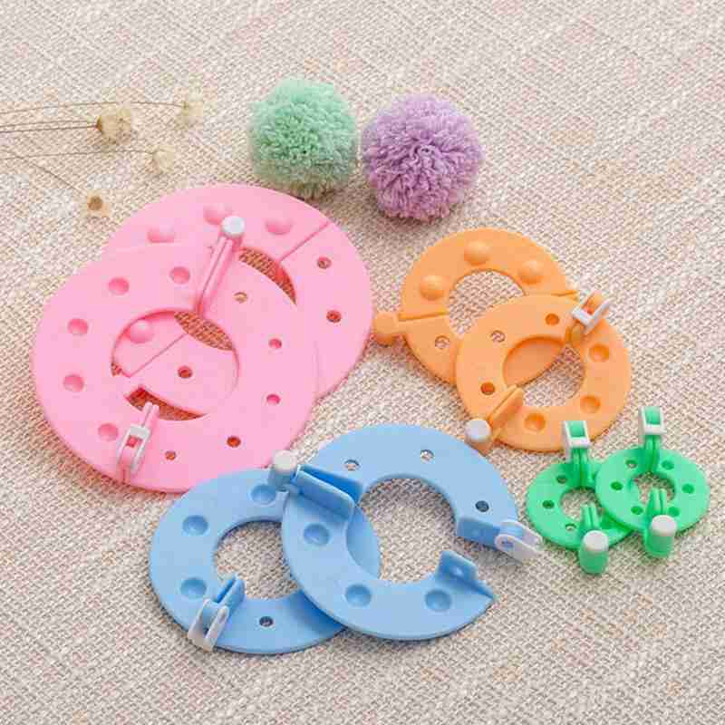 ชุดเครื่องทำปอมปอมพลาสติก 8 ชิ - Pom Pom Maker Tool บทวิจารณ์และราคา